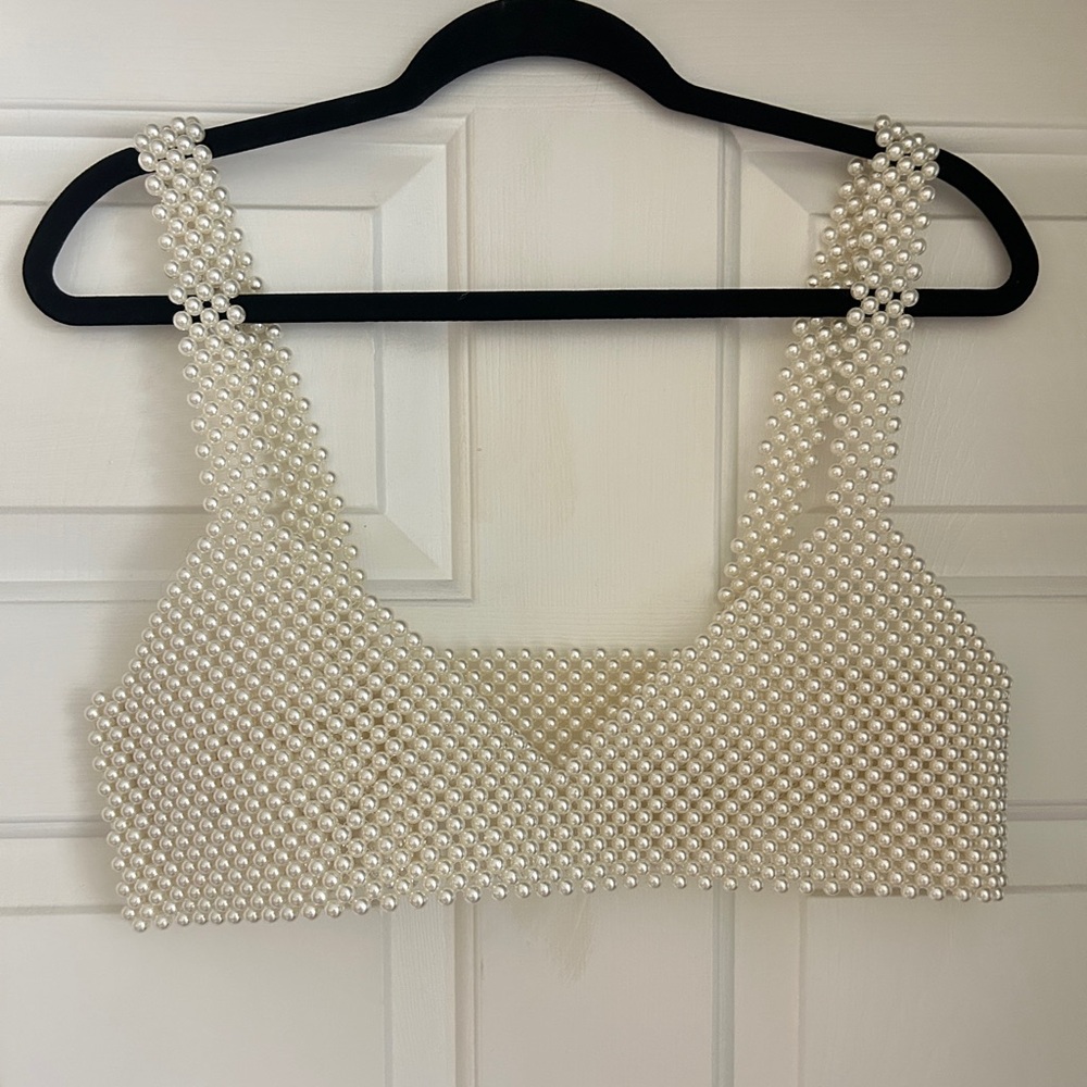 Storets Ariel Beaded Pearl V-Neck Crop Top in Ivory